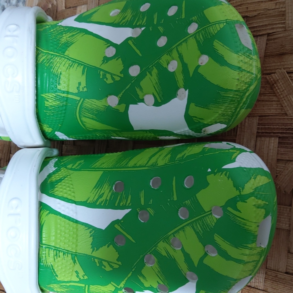 CROCS PALMS! SUPER STYLISH! MUST HAVE! - Picture 5 of 5